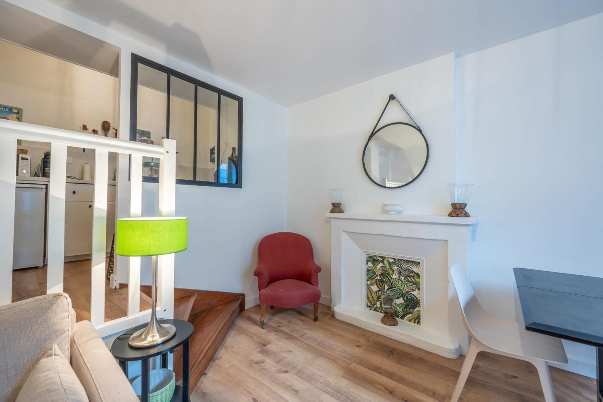 Le Petit Clos Apartment Bayeux Bagian luar foto